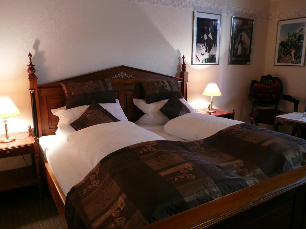 Weingasthof Zum weißen Roß Osthofen Zimmer foto