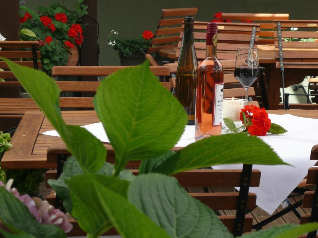 Hotel Weingasthof Zum weißen Roß Osthofen Zimmer foto